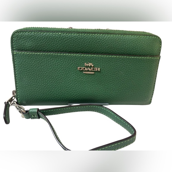 Coach Green Pebbled Leather Wristlet-Wallet - Picture 1 of 10